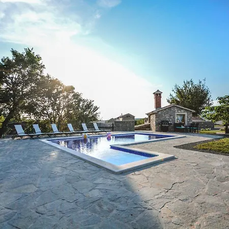 Holiday home Holiday Eda Buzet