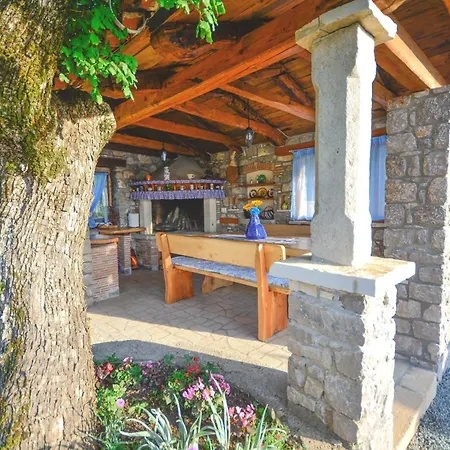 Holiday Eda Holiday home Buzet